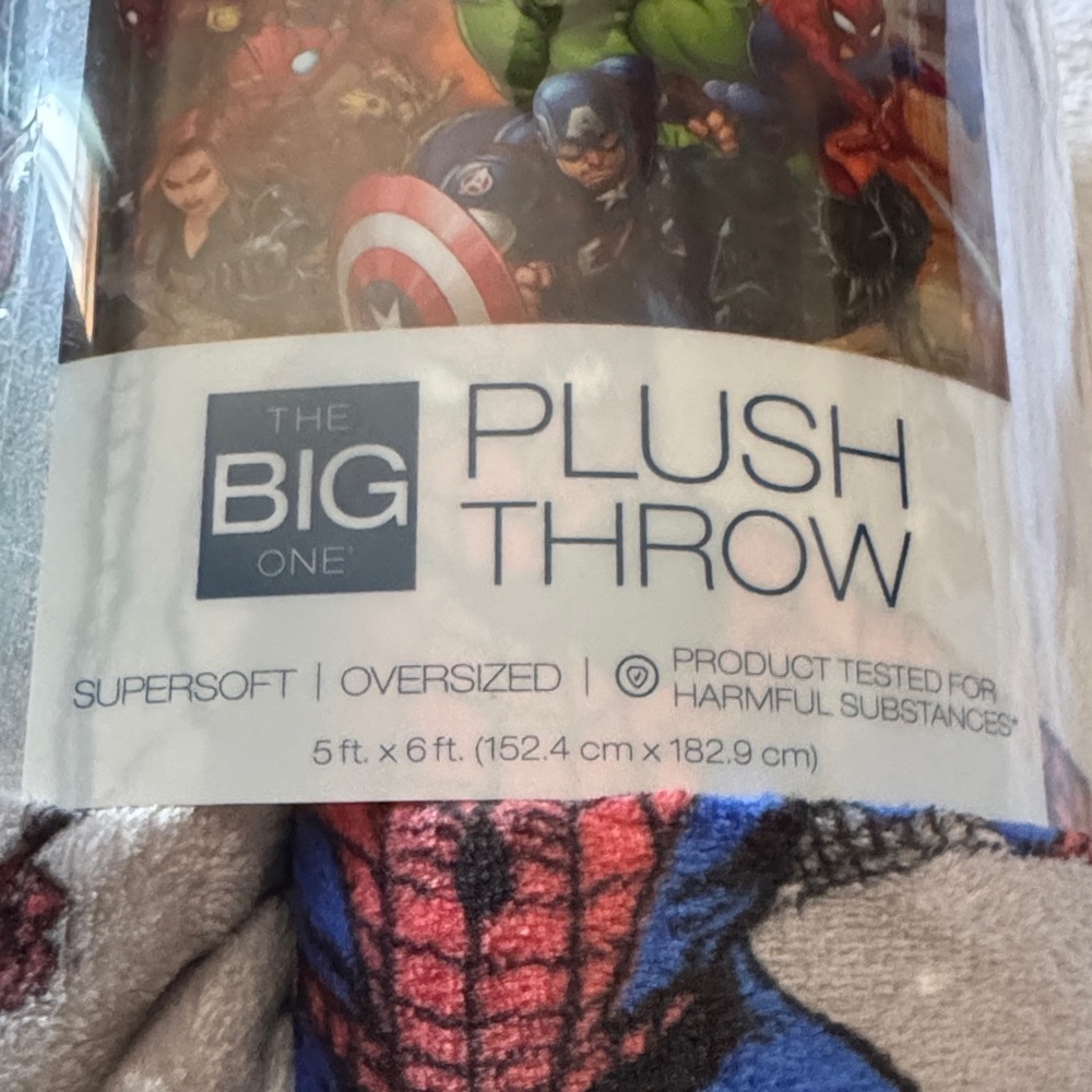 Marvel Spider-Man Gray and Blue Plush Throw - Picture 2 of 3